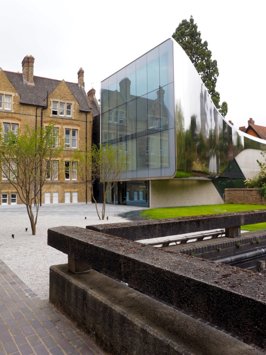 St Anthony's College - Investcorp Building