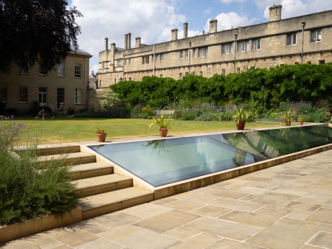Queen's College Library